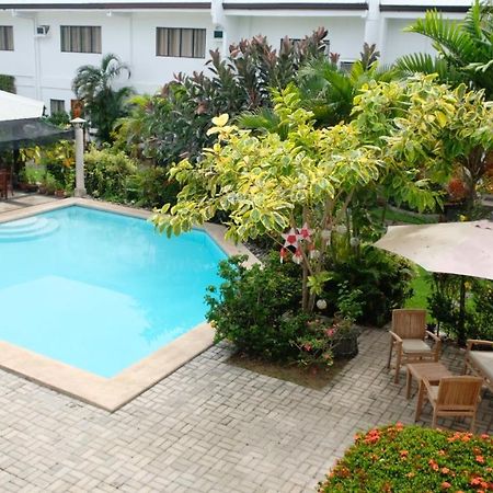 Red Knight Gardens Hotell Davao City Exteriör bild