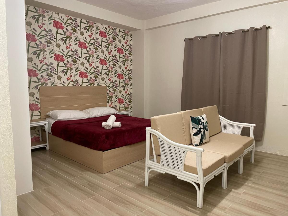 Red Knight Gardens Hotell Davao City Exteriör bild