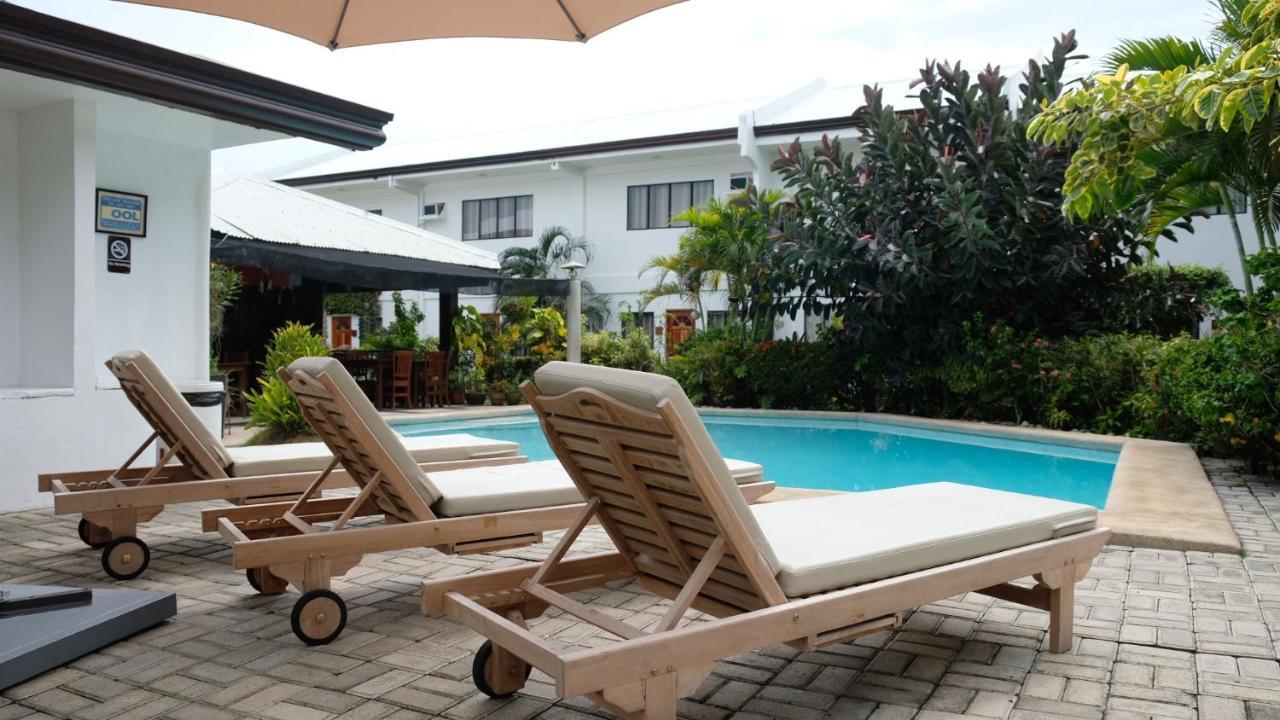 Red Knight Gardens Hotell Davao City Exteriör bild