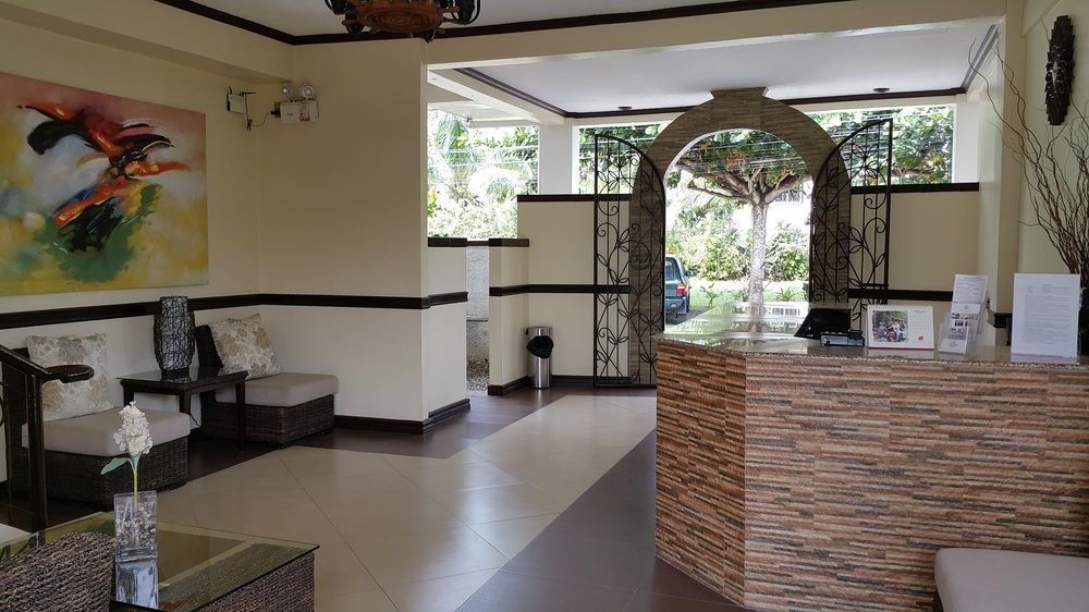 Red Knight Gardens Hotell Davao City Exteriör bild